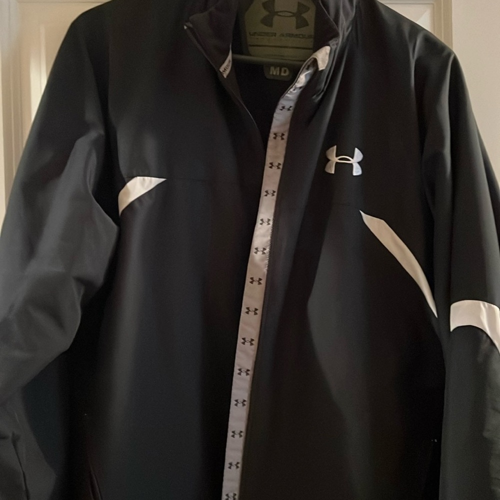 Ladies Under Armor jacket size Medium
